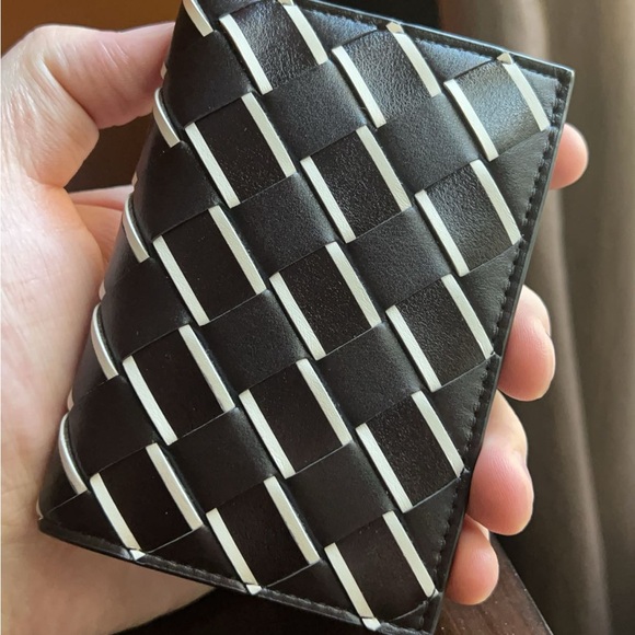 Bottega Veneta RARE Intrecciato Flap Card Case - Picture 2 of 7